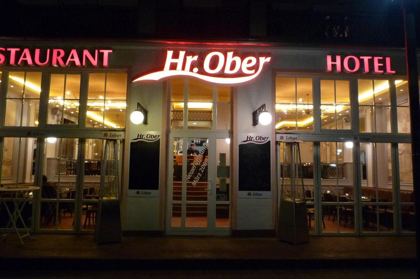 Doppelzimmer Dinner, Direkt Am Alten Strom روستوك المظهر الخارجي الصورة